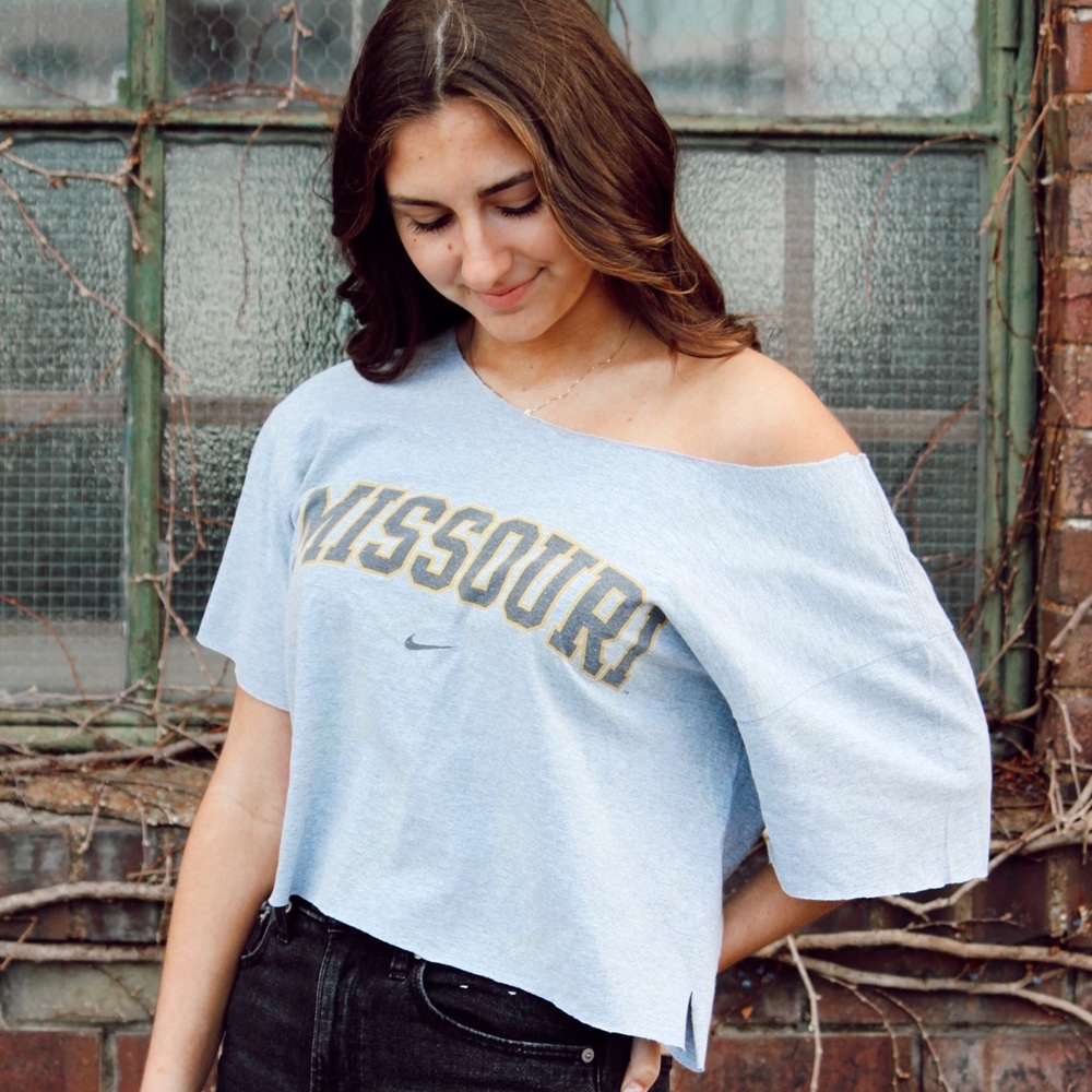 MIZZOU OFF THE SHOULDER RAW EDGE T-SHIRT